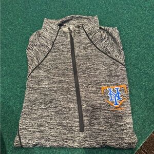 NWOT Under Armour Women’s NY Mets Logo Gray 1/4 Zip Pullover Semi Fitted Large